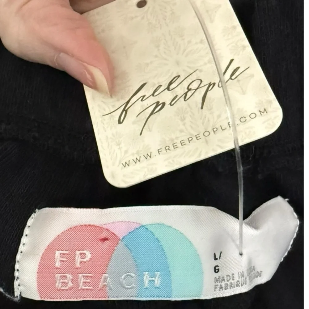 Free People Beach Dream Jumpsuit Black Open Back Wide Leg Size Large NWT - Picture 7 of 7